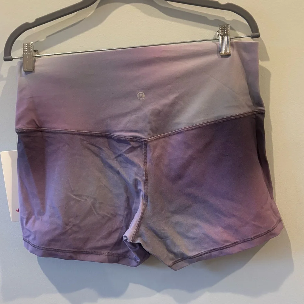 Lululemon Align Shorts 4” Aurora Haze Purple AHPM